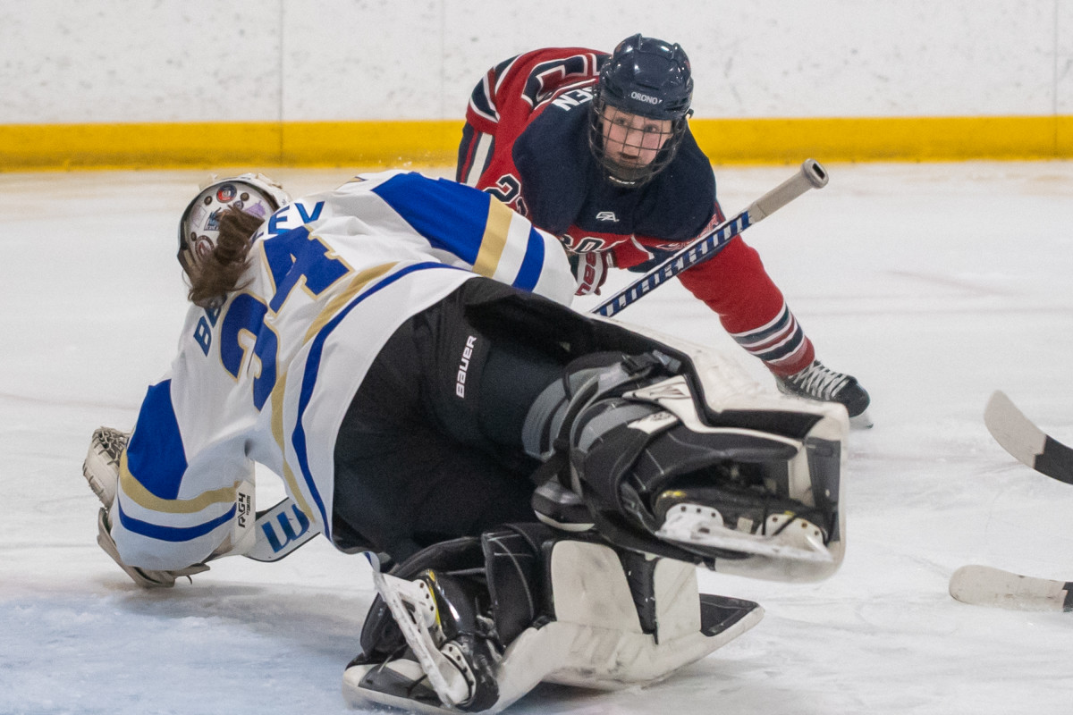 Orono girls vs Holy Angels Feb17-23 Earl Ebensteiner29